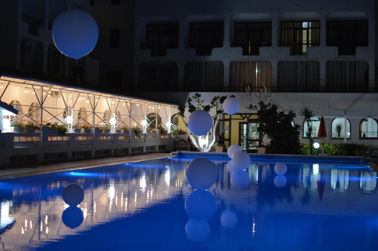International Resort موندراغوني المظهر الخارجي الصورة