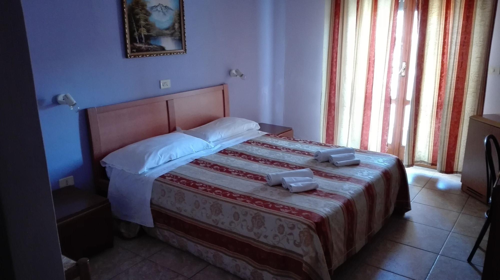International Resort موندراغوني المظهر الخارجي الصورة
