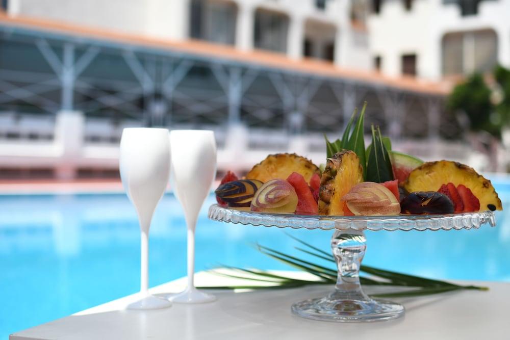 International Resort موندراغوني المظهر الخارجي الصورة